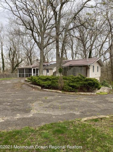 656 Jackson Mills Rd, Jackson Twp NJ  08527-4309 exterior