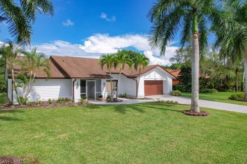 28250 Winthrop Cir, Bonita Springs, FL 34134-3316