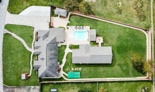 4602 Meadowbend Dr, Richmond, TX 77469-9072