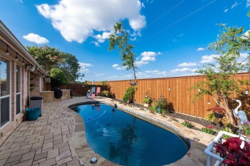 1204 Indian Cherry Ln, Lewisville, TX 75028-8236