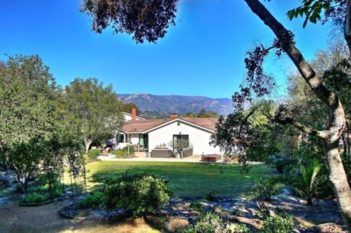 1102 Plaza Del Monte, Santa Barbara CA  93101-4818 exterior