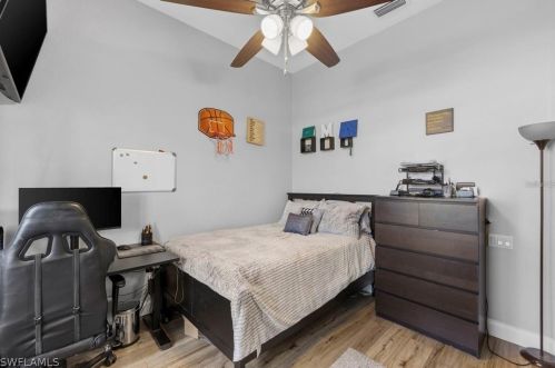 201 4th Pl, Cape Coral FL  33990-1042 exterior