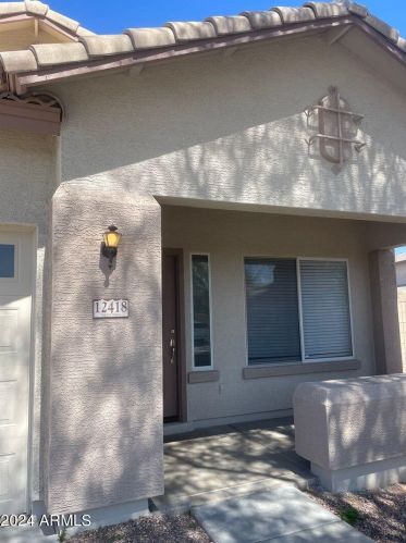 12418 Jefferson St, Avondale AZ  85323-8328 exterior