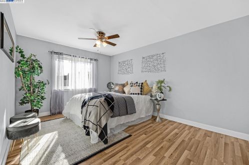 7769 Deervale Ct, Pleasanton CA  94568-1016 exterior