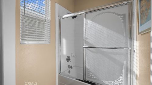 28341 Brookview Ter, Santa Clarita CA  91350-4446 exterior