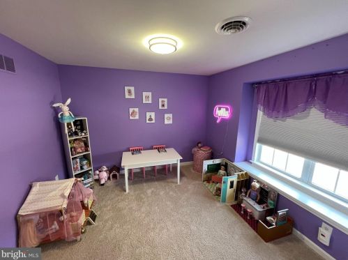 230 Pebble Vly Dr, Dover DE 19904-9469 exterior