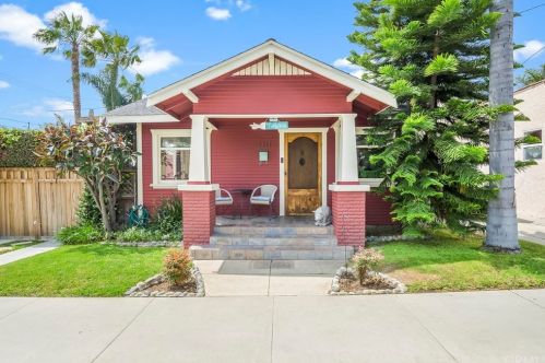 4214 8th St, Long Beach, CA 90804-5501