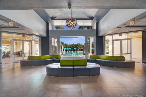 1885 139 Ter, Hollywood FL  33028-2837 exterior