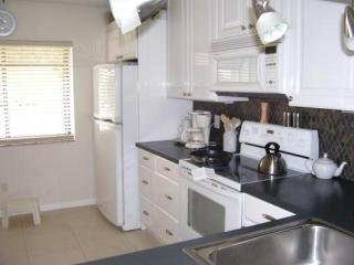 182 Moccasin Trl, Jupiter FL  33458-7696 exterior