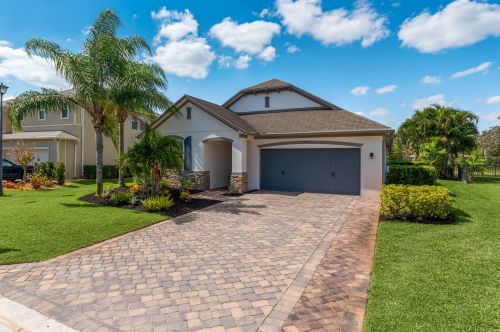 792 Sun Cir, Palm City, FL 34990-1545
