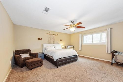 350 Cumberland Trl, Conroe TX 77302-1089 exterior