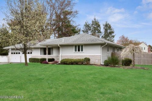 206 Dutch Lane Rd, East Freehold, NJ 07728-7736