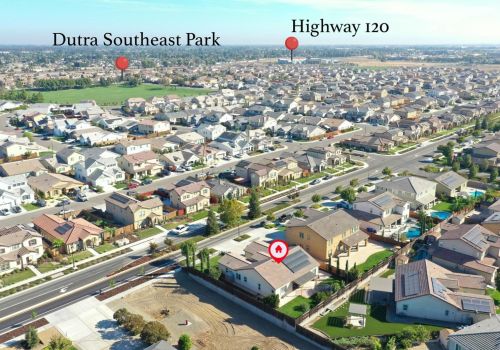 1870 Woodward Ave, Manteca CA  95337-8907 exterior