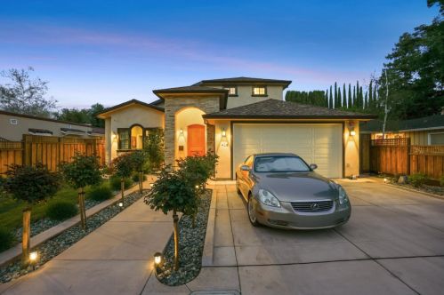 418 Esther Ave, Campbell, CA 95008-1251