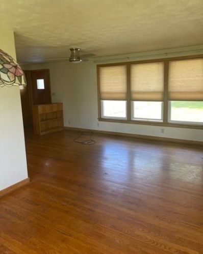 1403 Crestview Dr, Somerset PA  15501-2749 exterior