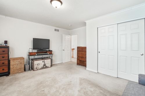 986 Preble Dr, Blacklick OH  43004-8321 exterior