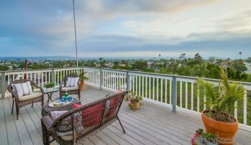 1527 Loring St, San Diego CA  92109-1765 exterior
