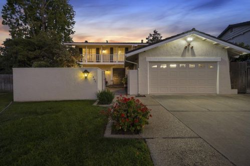 882 Lavender Dr, Sunnyvale, CA 94086-8151