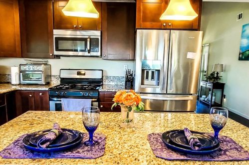 8945 Libra Dr, San Diego CA 92126-4708 exterior