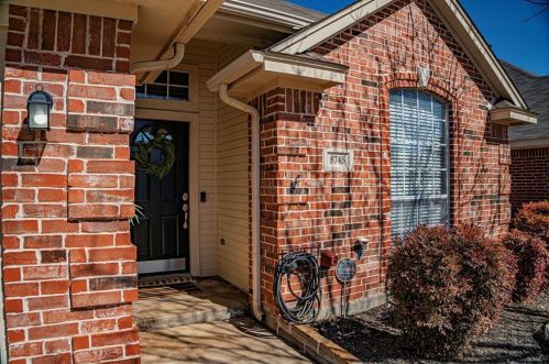 8745 San Joaquin Trl, Fort Worth, TX 76118-7836