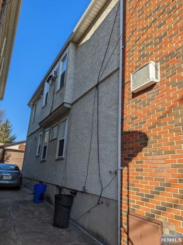 131 Belmont Ave, Outwater, NJ 07026-2824