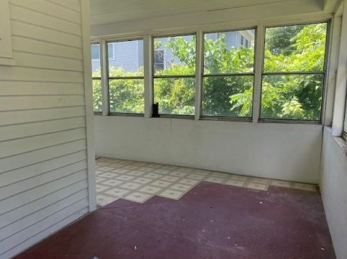 103 Doty St, Ripon, WI 54971-1329