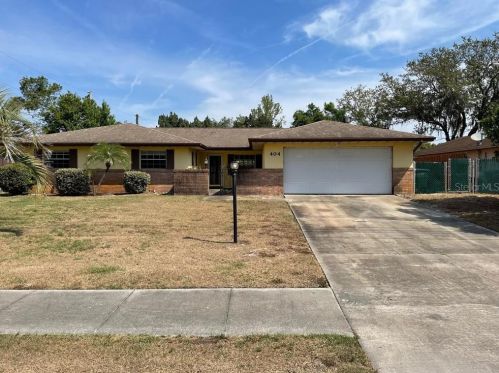 404 Cloverleaf Blvd, Deltona, FL 32725-6966