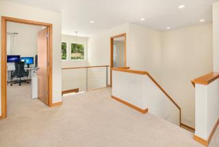 12533 Phinney Ave, Seattle WA  98133-8051 exterior