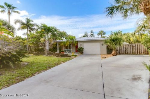 317 1st Ave, Melbourne, FL 32903-4201