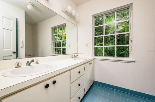 3 Riverside Cir, Ormond Beach FL  32176-6538 exterior