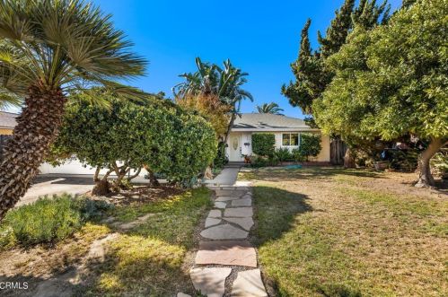 242 Laurie Ln, Santa Paula, CA 93060-3117
