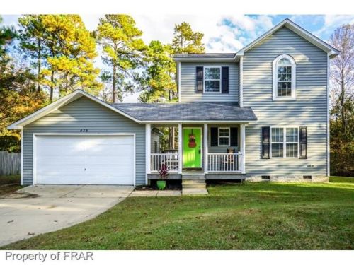439 Greentree Dr, Raeford, NC 28376-6271