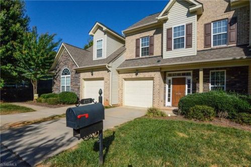 4116 Baylor St, Greensboro, NC 27455-2550