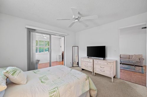 809 Meadowlark Ln, Delray Beach FL  33445-1853 exterior