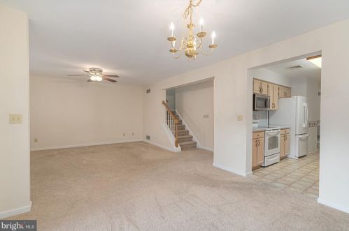 7772 Cross Creek Cir, Breinigsville PA  18031-1317 exterior