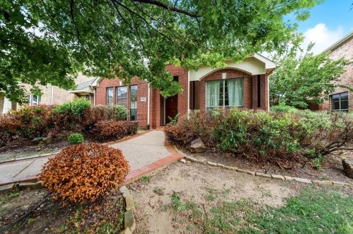 10925 Prescott Dr, Frisco, TX 75033-3111