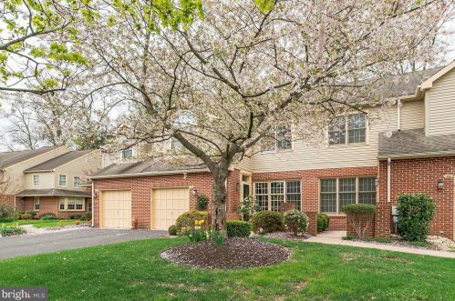 299 Bangor Ln, Prospectville, PA 19002-2025