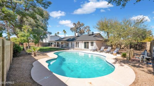 5213 Fellars Dr, Scottsdale AZ  85254-1138 exterior