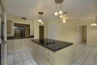 12123 Burgoyne Dr, Houston TX  77077-6033 exterior