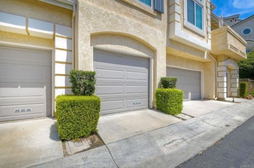 11128 Provencal Pl, San Diego CA  92128-3667 exterior