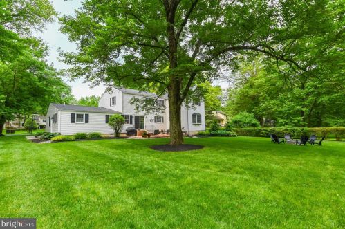 112 Shady Ln, Lansdale PA  19446-1415 exterior