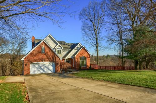 1685 Laurel Ave, Ambridge, PA 15003-1368