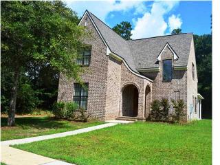 6068 Sussex Dr, Mobile, AL 36608-3444