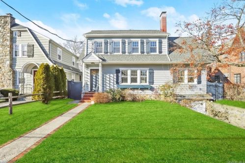 119 Reed Ave, New Rochelle, NY 10803-2435