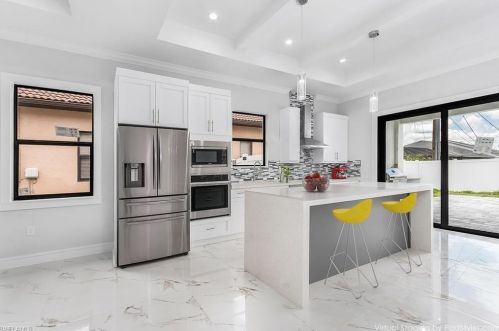 845 103rd Ave, Naples FL  34108-3224 exterior