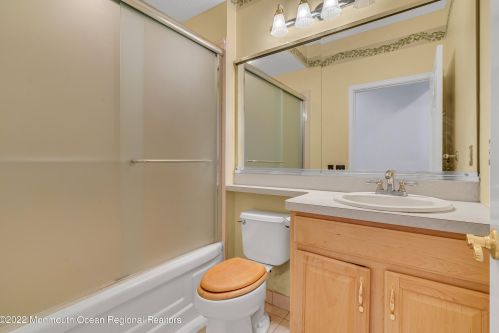 22 Morning Glory Ct, Bricktown NJ 08724-2789 exterior