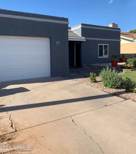 1238 Mclellan Rd, Mesa, AZ 85203-3837