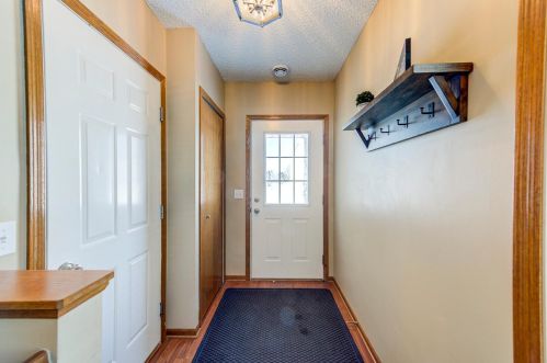 5123 Farnham Dr, Lino Lakes, MN 55038-9150