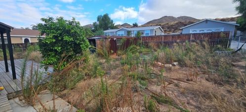 32940 Mesa Dr, Lake Elsinore CA  92530-4645 exterior