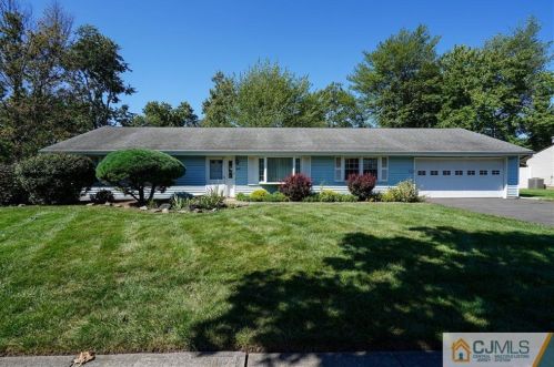 401 Baldwin St, Piscataway, NJ 08854-2336